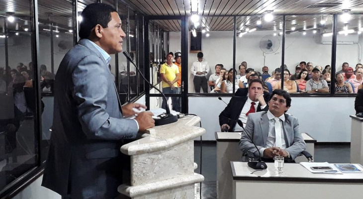 Prefeito Júlio Cezar participa do início do ano legislativo da Câmara de Palmeira