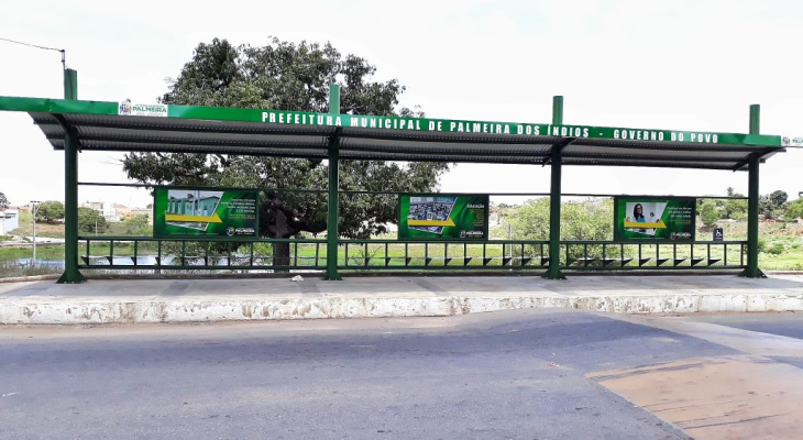 Prefeitura implanta novas paradas de passageiros e transporte, em Palmeira