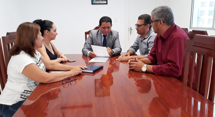 Servidores de Palmeira recebem salários nesta sexta-feira (29)
