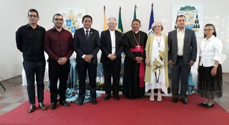 Prefeito Júlio Cezar participa de Momento de Acolhida ao novo bispo de Palmeira dos Índios