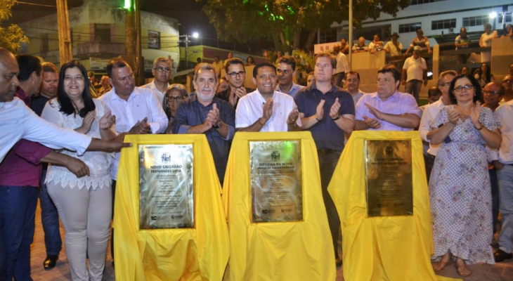 Prefeito Júlio inaugura obras no Centro de Palmeira dos Índios