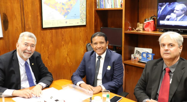 Prefeito Júlio Cezar cumpre agenda de trabalho em Brasília