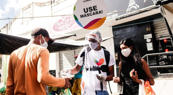 Sedetur e Prefeitura de Palmeira entregam mais de 5 mil máscaras para a população