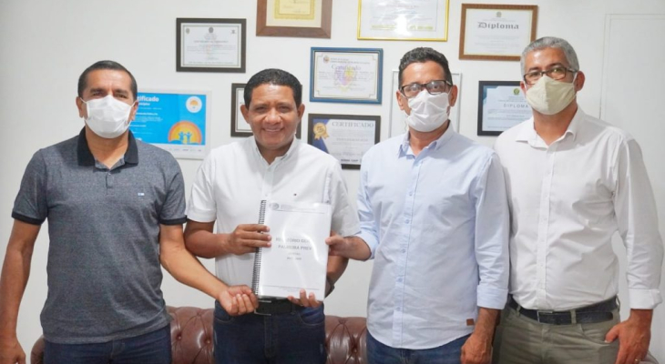 Governo recebe prestação de contas da PalmeiraPrev e mantém Adrailton Bernardo na presidência do Instituto