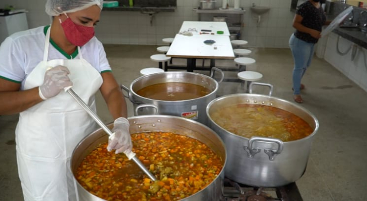 Cozinha Comunitária retoma atividades para 250 famílias de Palmeira