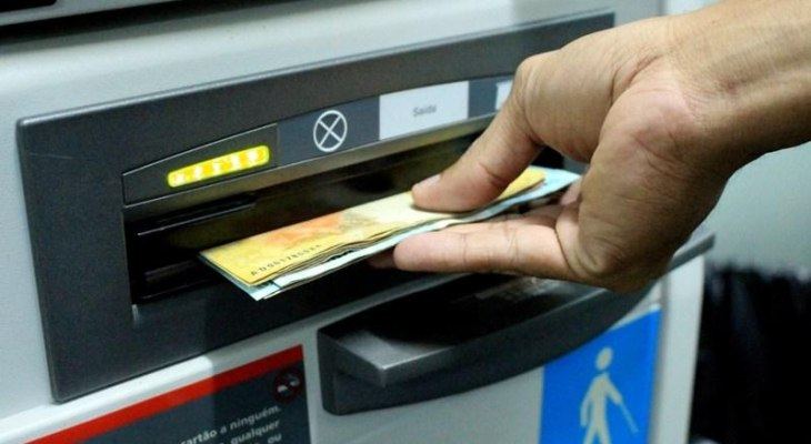 Prefeitura de Palmeira inicia pagamento da folha salarial do mês de março nesta sexta (26)