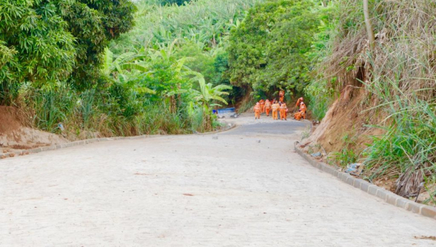 Prefeitura de Palmeira entra na etapa final de implantação da drenagem e pavimentação do Candará